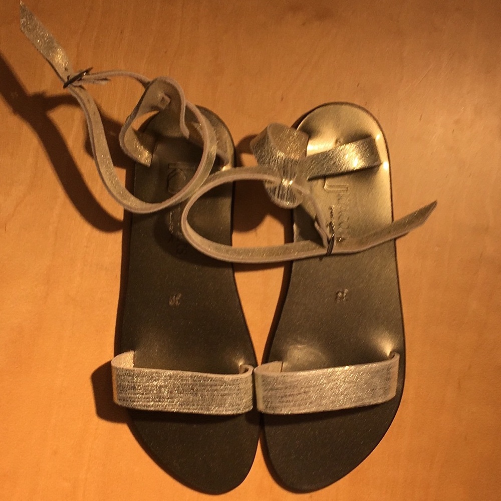 Pampa K. Jacques in gold leather size FR39 NEW